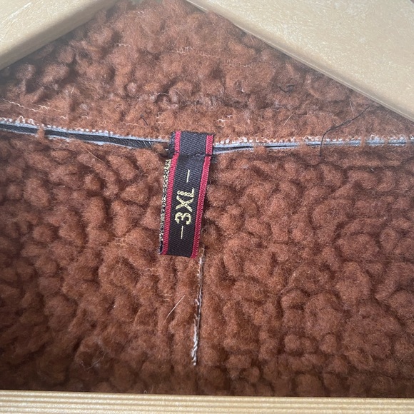 Vintage Sherpa Lined Leather Jacket - Picture 4 of 11